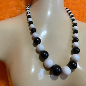 Collier de perles Vintage 1980
