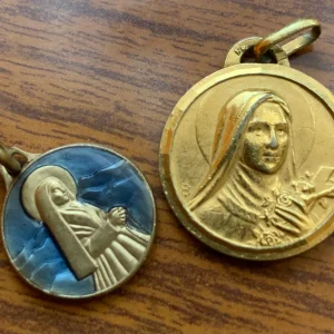 Lot 2 médailles Marie Vintage plaqué Or