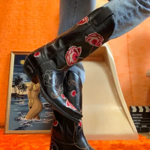 Bottes formes Santiags A fleurs Marque Sendra Vintage 2000’
