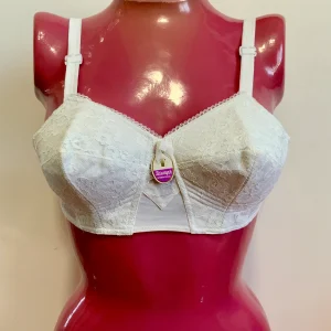 Soutien Gorge 1960 Triumph Vintage Neuf Dentelle Poitrine Pointue France