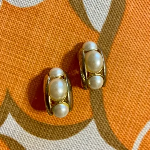 Boucles d'oreilles Vintages bombées Perles et Métal doré