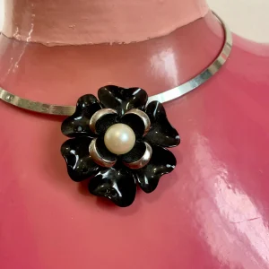 Collier rigide avec Fleurs Métal Vintage 1990