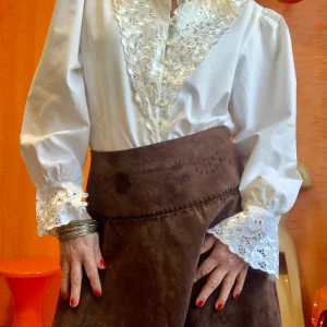 Chemisier Broderies et boutons perles Façon Autrichien Vintage 1990’